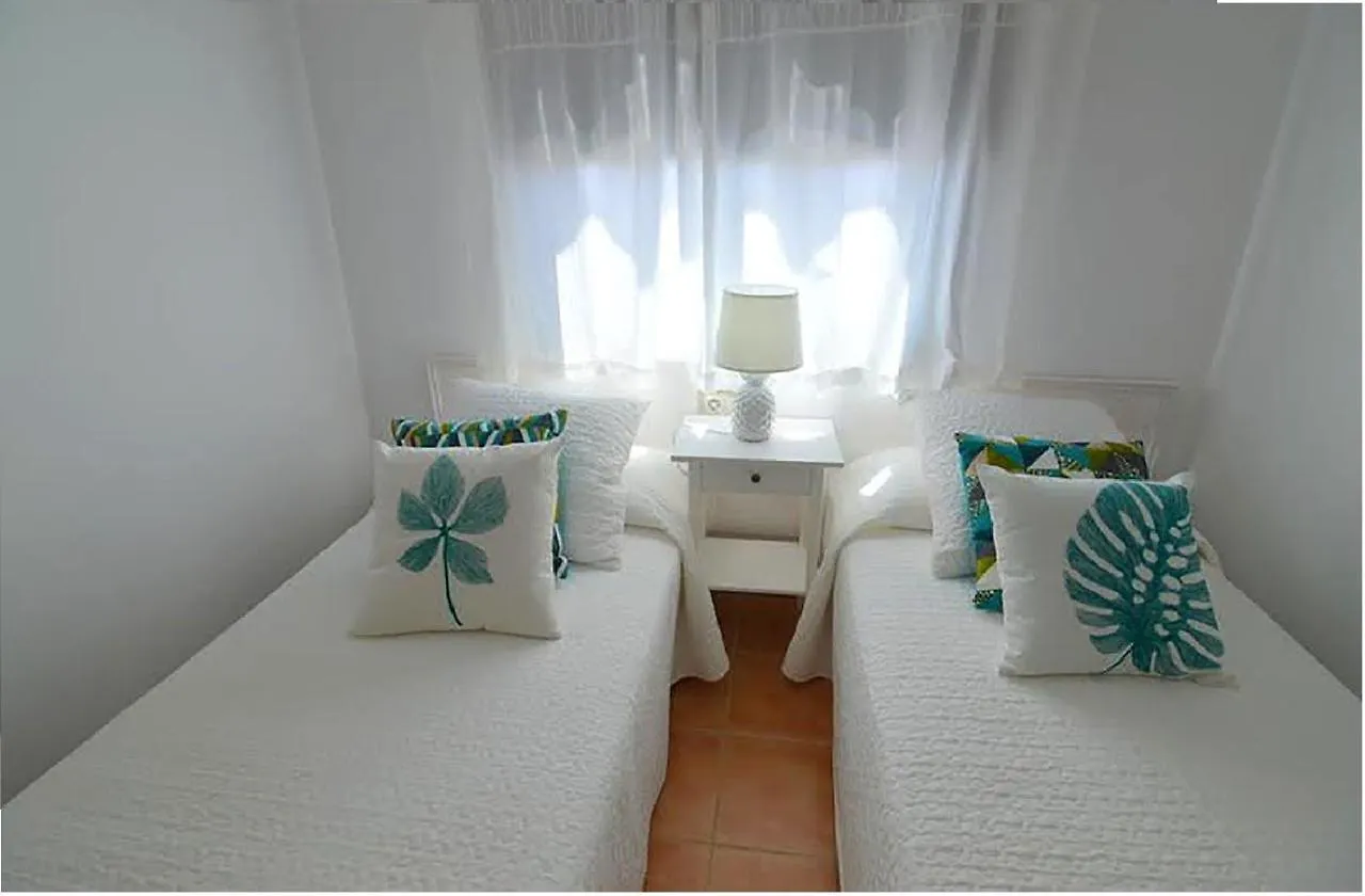 Villa Blue With Private Pool, Bbq, Wifi - Suitable For Families By Holidays Home Corralejo
